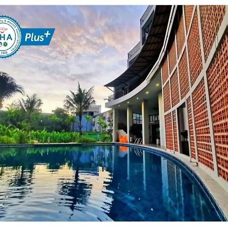 Atom Phuket Hotel -Sha Plus Nai Yang Экстерьер фото